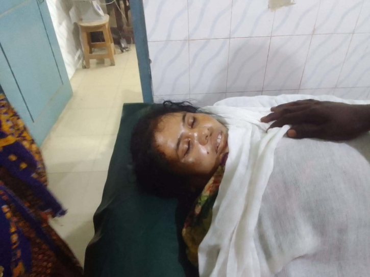 সিংড়ায় ট্রাক-অটোভ্যান সংঘর্ষে নারীর মৃত্যু,স্বামী আহত